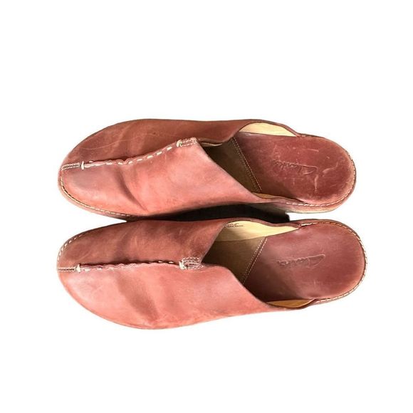 Clark’s Red Leather Mule Clogs - Picture 5 of 12